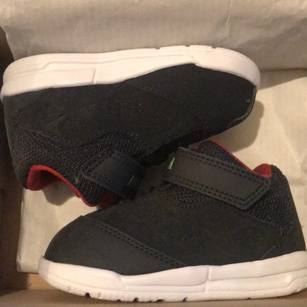 Boys Size 5 Shoes